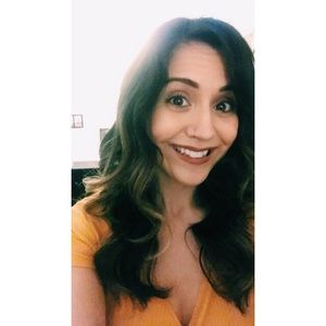 Meet your Posher, Natalie